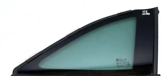Opel Astra K Rear side window 43R011595 E000199 DOT6822S3M5236