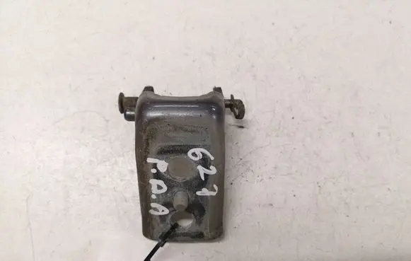 Citroen C3 Front door lower hinge 315Z4