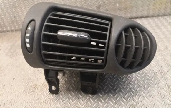 Mercedes-Benz C W203 Dashboard air vent grill cover trim 2038300654