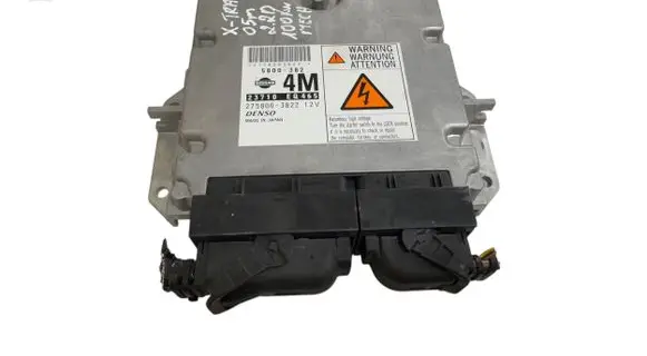 Nissan X-Trail T30 Engine control unit/module 23710EQ465 2758003822 5800382