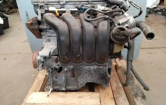 Toyota Avensis T270 Engine A2ZR A2ZRT22U