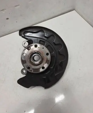 Volkswagen Golf Sportsvan Front wheel hub 