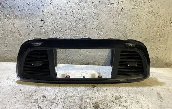 Chrysler Pacifica Dashboard trim 61868AF 2918963