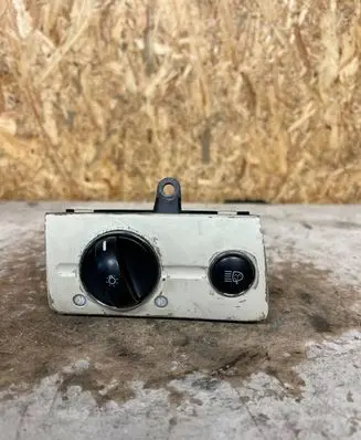 Mercedes-Benz E W211 Light switch 2115450104 04056002