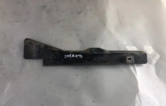 KIA Sorento Rear bumper mounting bracket