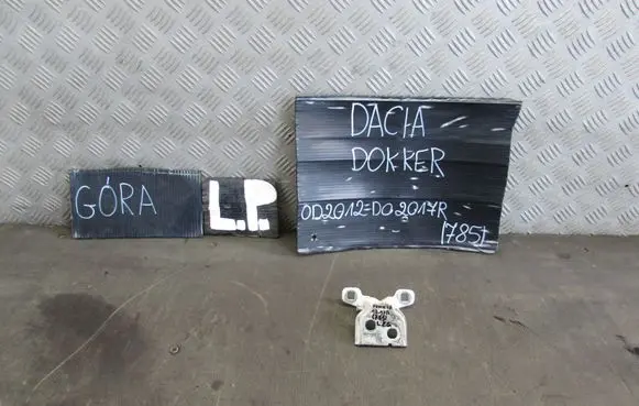 Dacia Dokker Front door upper hinge 