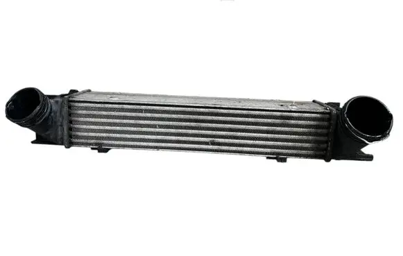 BMW 3 E90 E91 Intercooler radiator 7798788 3296399 220109073