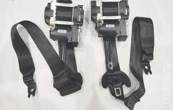 Audi A1 Front seatbelt 82G8577005C 3G0857737 0904498968