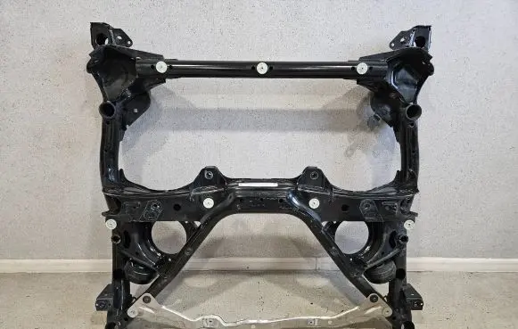 BMW 4 F36 Gran coupe Front subframe 6872120