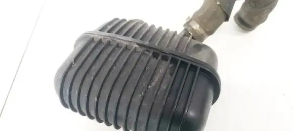 Vacuum air tank