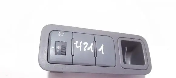 KIA Rio Headlight level height control switch