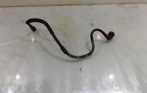 Ford C-MAX I Fuel line/pipe/hose 