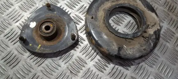 Honda Civic Coil spring mount 