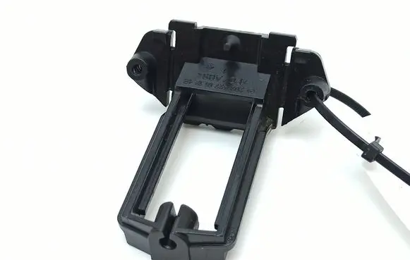 Mercedes-Benz C W203 Hand brake release handle 2034270112 A2034270112