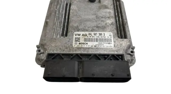 Skoda Octavia Mk3 (5E) Engine control unit/module 04L907309B 0281018510
