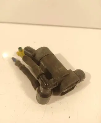 Volvo V70 Windscreen/windshield washer pump 1s7117k624fd