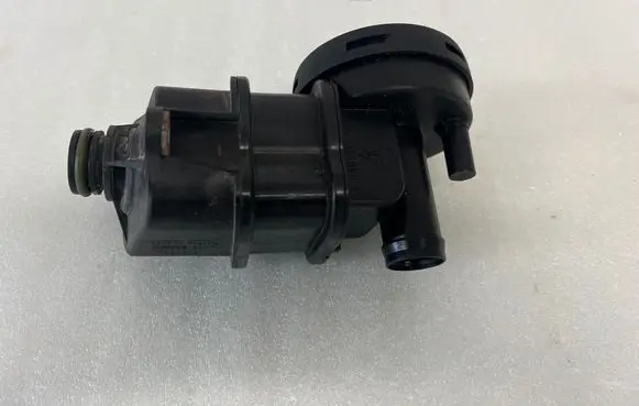Porsche 718 Cayman 982 982c Oil breather separator 0PB115099A 0PB115099