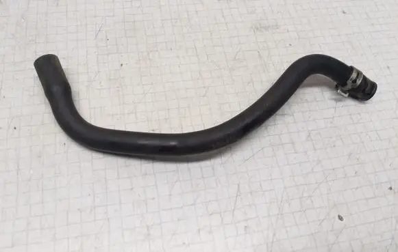 Mazda 323 F Engine coolant pipe/hose
