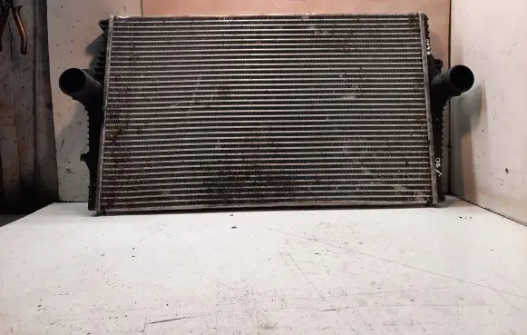 Volvo V70 Intercooler radiator