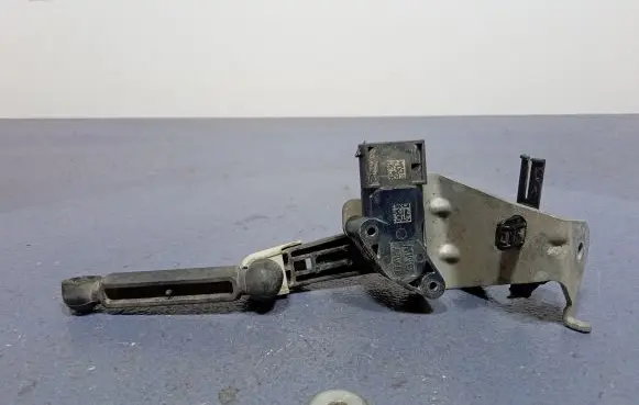 BMW i4 Sensor 6895466