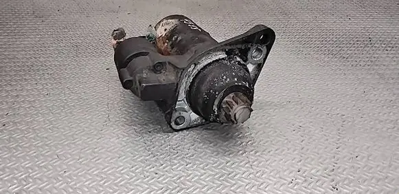 Volkswagen Golf Plus Starter motor 0986020250