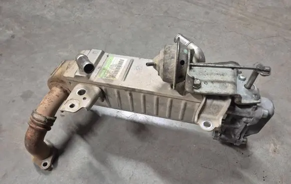 Toyota Hilux (AN10, AN20, AN30) EGR valve cooler 2560130130 13064310003