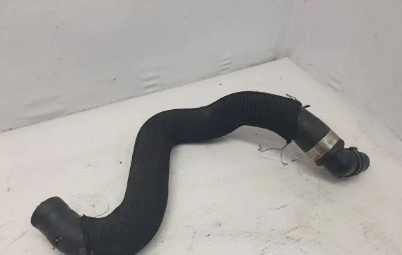 Mercedes-Benz E W211 Engine coolant pipe/hose A2118304036