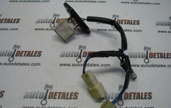 Toyota Avensis Verso Coolant fan relay 