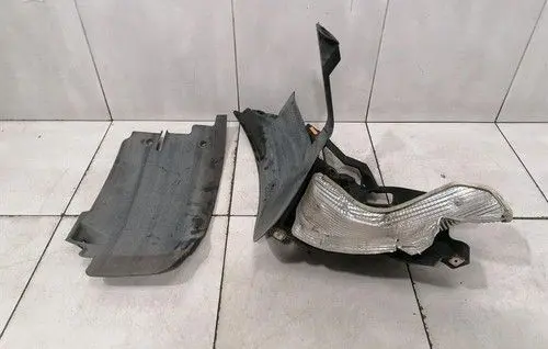 Porsche 718 Cayman 982 982c Front wheel arch liner splash guards 982807194