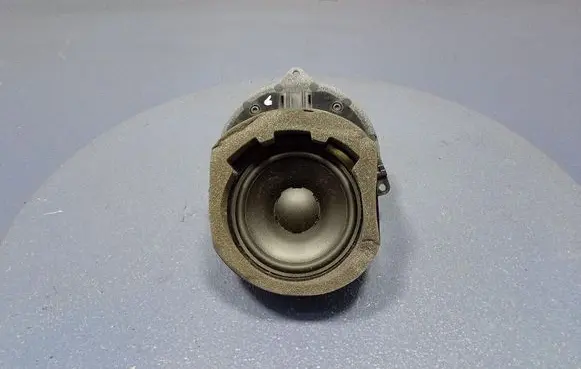 Volkswagen Phaeton Subwoofer speaker 3D0035453D