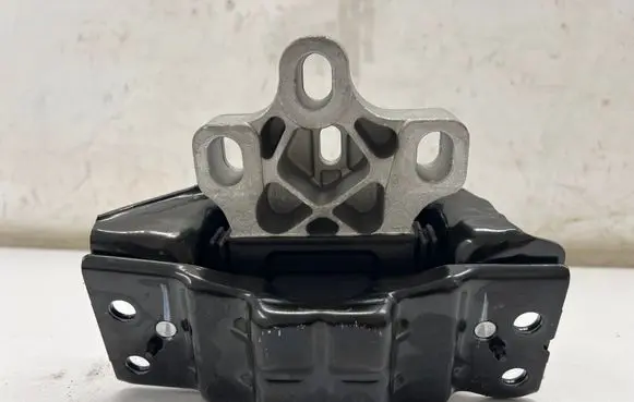 Skoda Kodiaq II Engine mount bracket 5QA199555AK