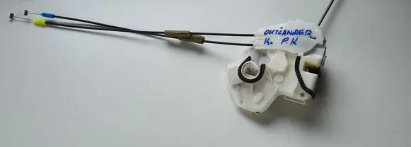 Mitsubishi Outlander Front door lock