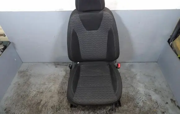 Opel Astra K Front passenger seat