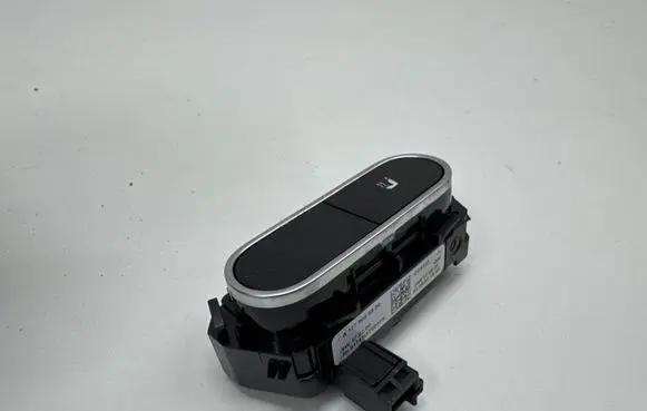 Mercedes-Benz A W177 Seat heating switch A1779056800 CC9107 917450U17001