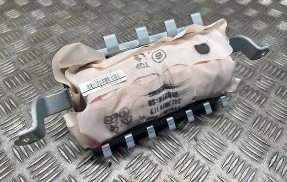 Nissan Qashqai Passenger airbag 496021650 0589P1000573