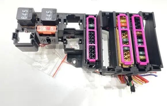 Audi A5 8T 8F Fuse box set 