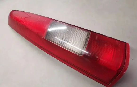 Volvo S70 V70 V70 XC Rear/tail lights 9157799 9169472