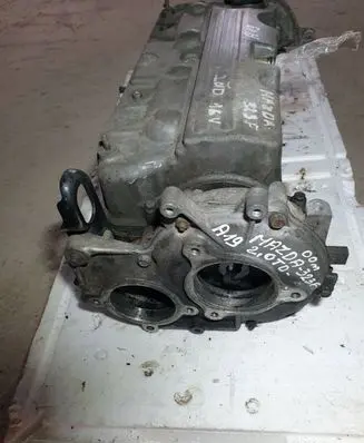 Mazda 323 F Engine head RF3F31