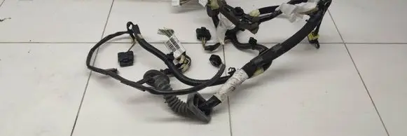 Renault Kadjar Front door wiring loom 241249950R