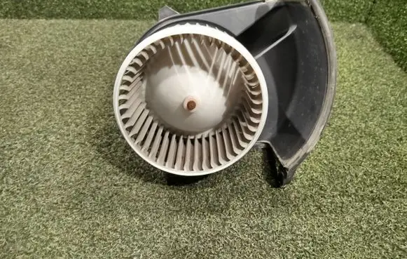 Renault Master III Heater fan/blower 173830100