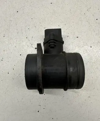 Audi A3 S3 8L Mass air flow meter 038906461C 0281002757