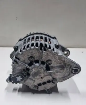 Nissan Almera Tino Generator/alternator