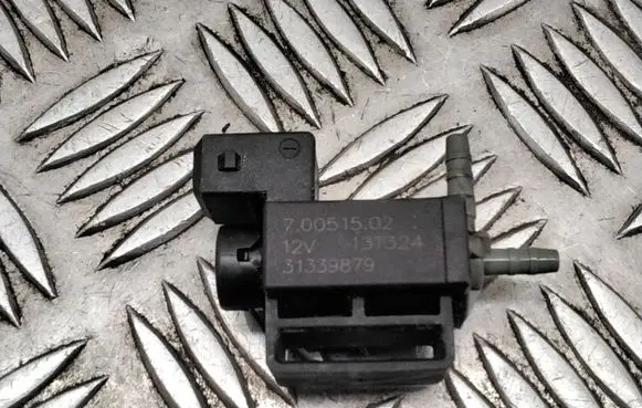 Volvo V70 Vacuum valve 31339879