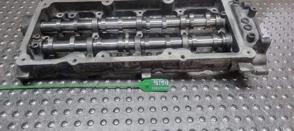 Volkswagen Golf VI Camshaft S26378760 05L103308P