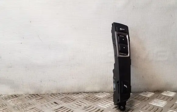 BMW 5 F10 F11 Parking (PDC) sensor switch 9202951