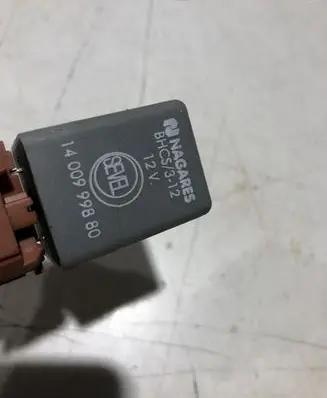 Citroen C4 I Picasso Other relay 1400999880