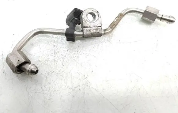 Volkswagen Golf Plus Fuel line pipe 03C130241AB