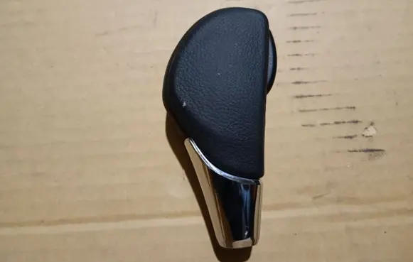 Subaru Ascent Gear shift switch/knob 35160AL10A