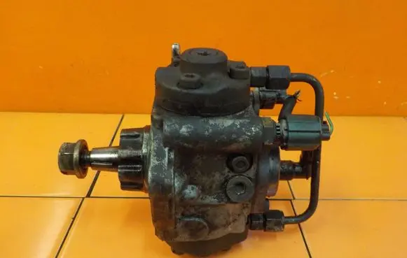 Ford Transit Fuel injection high pressure pump 6C1Q9B395BE