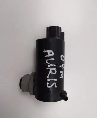 Toyota Auris 150 Windscreen/windshield washer pump 30891 607540